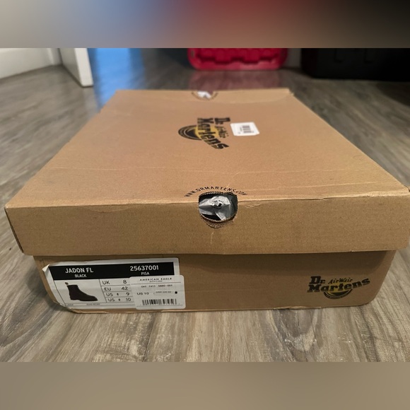 DR MARTENS JADON BOOT LEATHER FAUX FUR LINED PLATFORMS - Picture 16 of 16